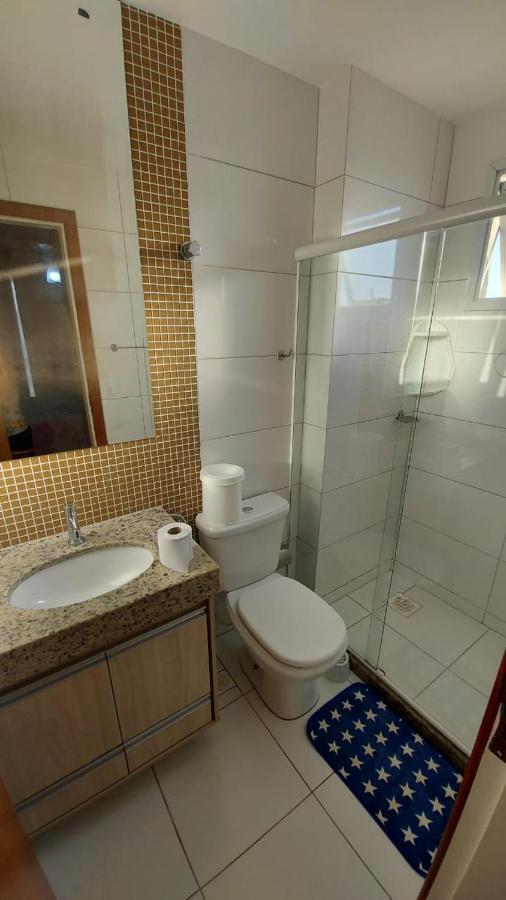 Praia do Morro: Beachfront Apartment with Pool and Wi-Fi Guarapari Exterior photo