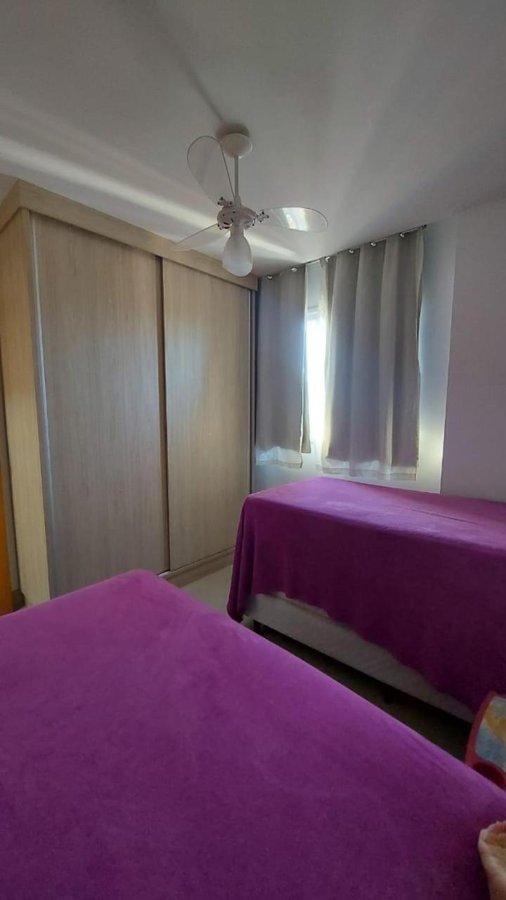 Praia do Morro: Beachfront Apartment with Pool and Wi-Fi Guarapari Exterior photo