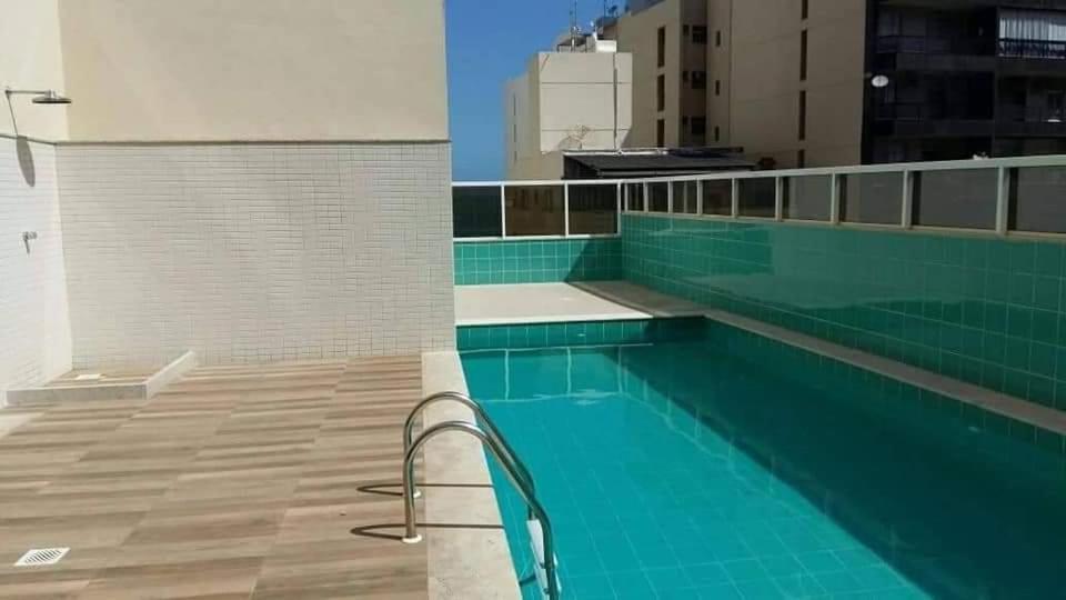 Praia do Morro: Beachfront Apartment with Pool and Wi-Fi Guarapari Exterior photo